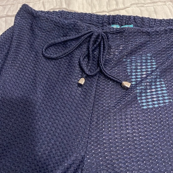 Pool cover up pants - Picture 5 of 10